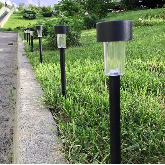 Outdoor Solar Lights - Landscape Lighting - Garden Lights - Solar Pathway Lights - Picture 5 of 11